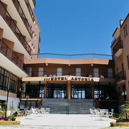 Hotel Astoria Pesaro Esterno foto