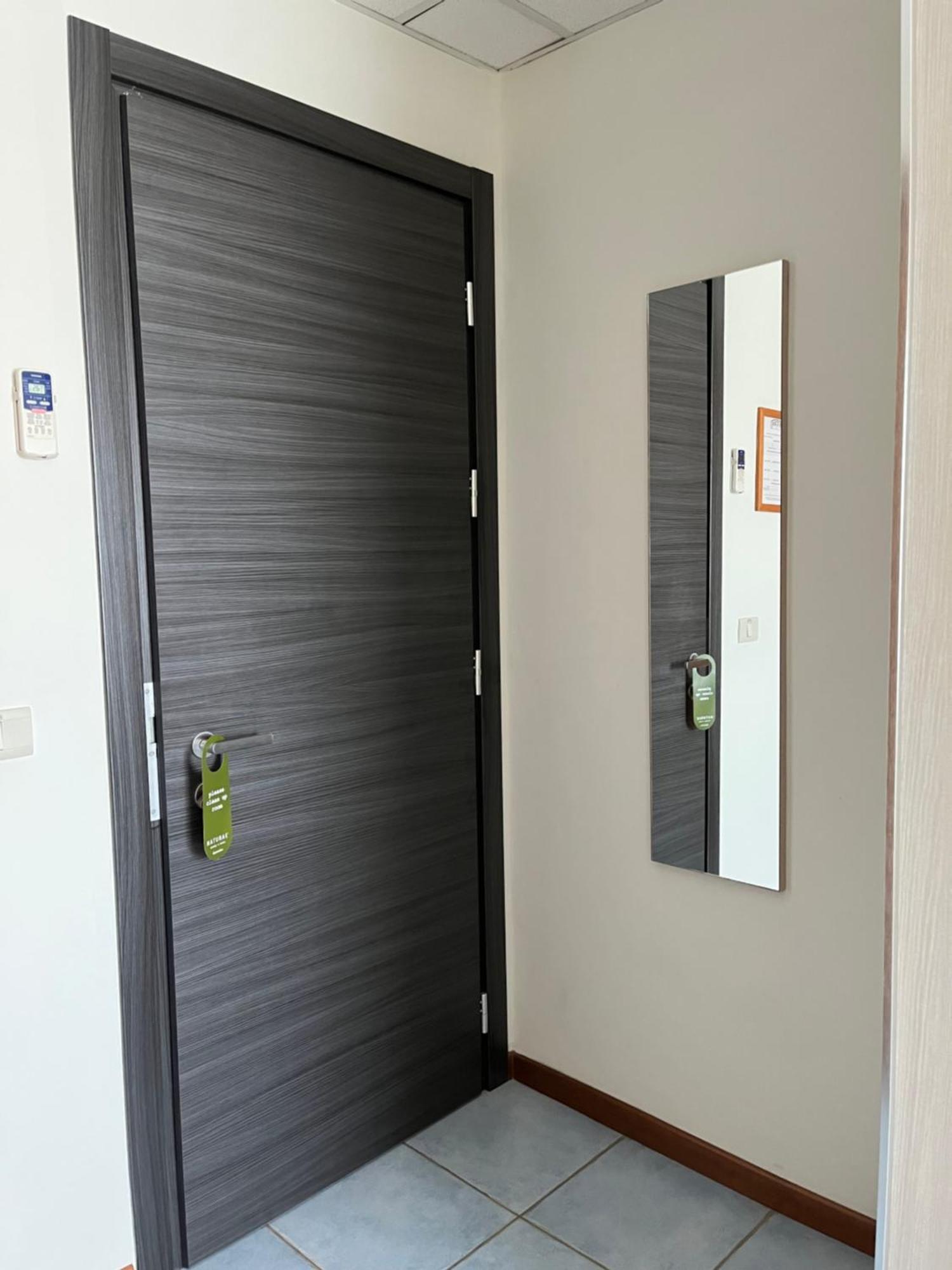 Hotel Astoria Pesaro Esterno foto